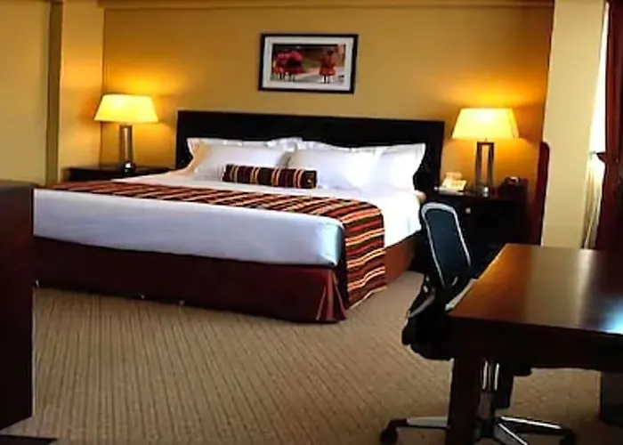 Hotel Wyndham Saqsayhuaman 4*